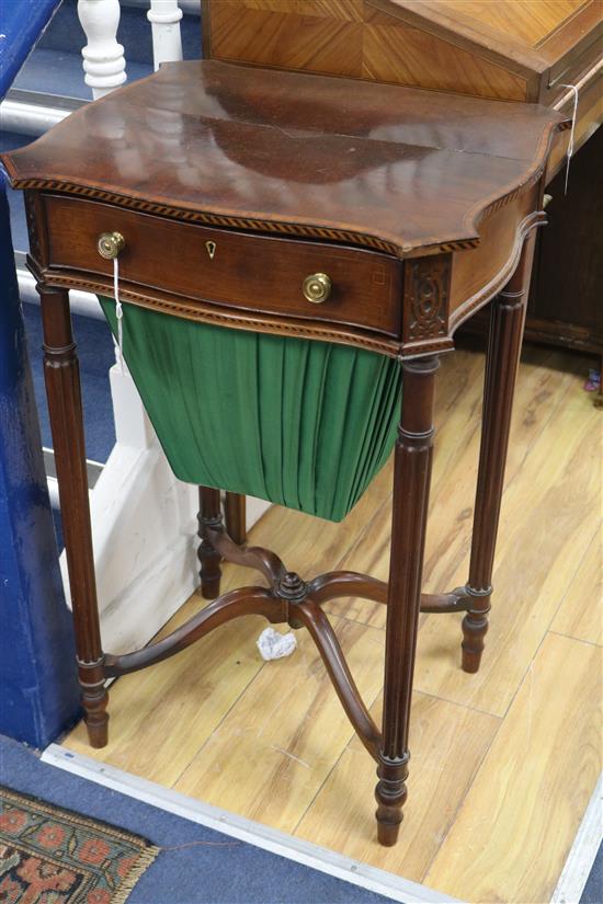 An Edwardian mahogany sewing table W.47.5cm